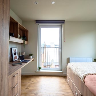 Two Bed Apartment - Image 1