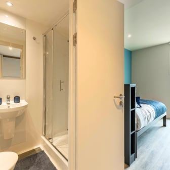 Bronze Plus Studio - Image 4