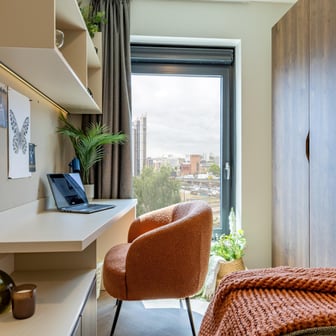 Platinum Ensuite - Image 3