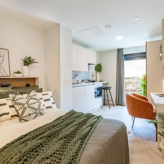 Platinum Studio - Image 1