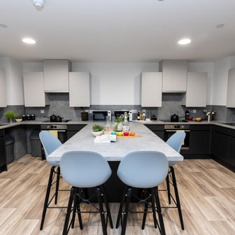 Bronze En Suite - Image 4