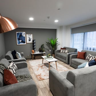 Deluxe Ensuite - Image 8