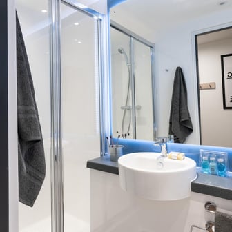 Silver Plus Ensuite - Image 3