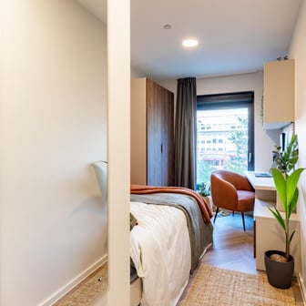 Classic Ensuite - Image 2