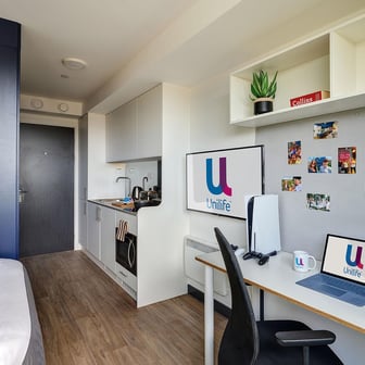 Premium Plus - Image 3