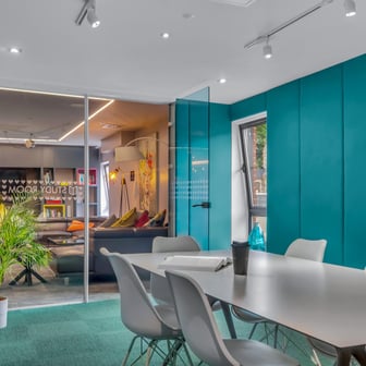 Elegance Apartment - Image 23