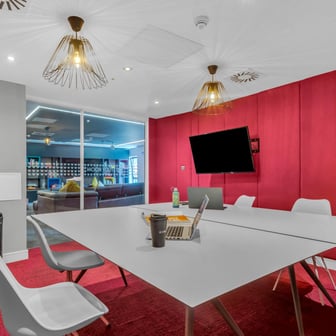 Grande Apartment - Image 13