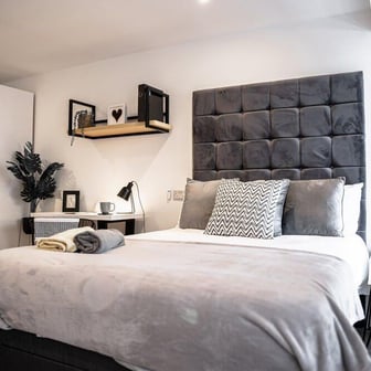 Studios - Edition III - Image 1