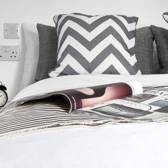 2 Bed Apartment - Image 3