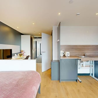 Premium Studio Accessible - Image 1