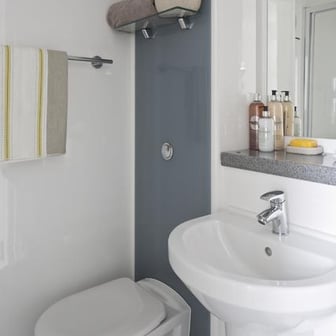 Standard Plus Ensuite - Image 7
