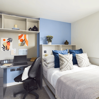 Corner Studio - Image 2