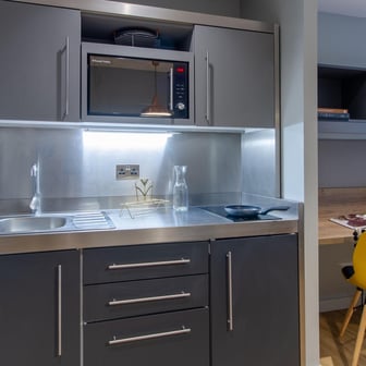 Crown Studio - Image 2