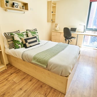 Platinum Plus Ensuite - Image 1