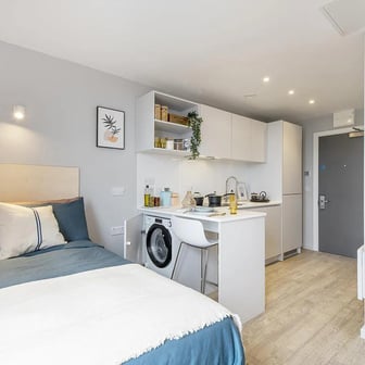 Classic Studio - Image 1