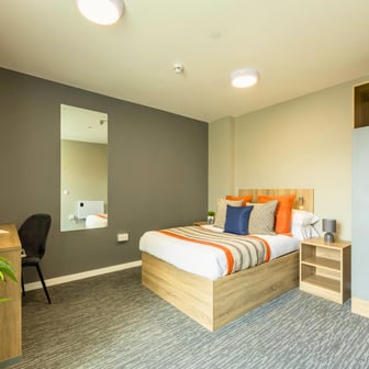 1 Bed Apartment - Image 1