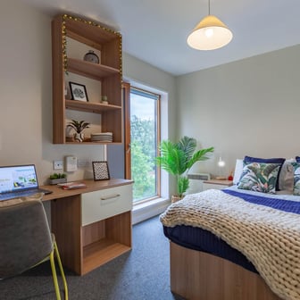 Classic Ensuite - Image 2