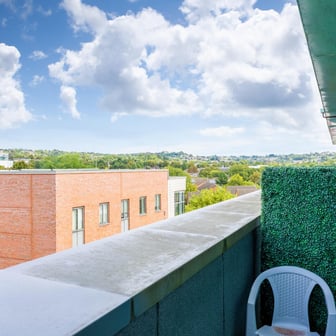 Deluxe Studio Plus - Image 7