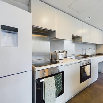 Classic Ensuite - Image 3