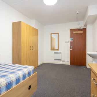 Non Ensuite - Bronze - Image 5