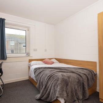 Ensuite - Silver - Image 7