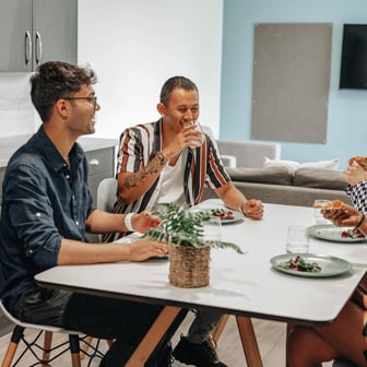 Platinum En Suite (High Floors, Washer/Dryer) - Image 9