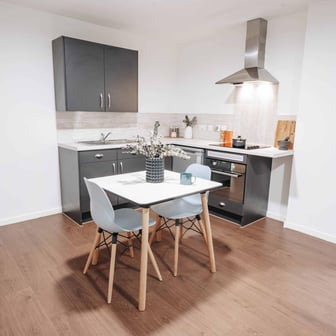 Platinum 1 Bed Apartment (High Floors) - Image 5