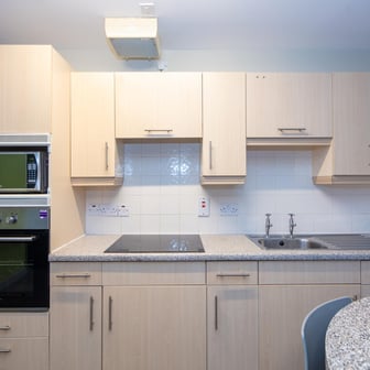 Ensuite - Silver - Image 9