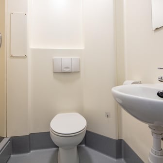 Ensuite - Platinum - Image 7