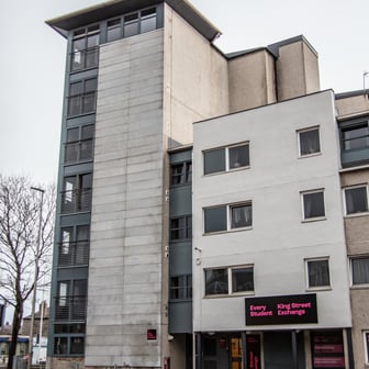 Ensuite - Gold - Image 2