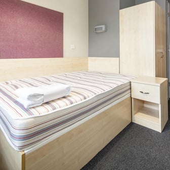 Ensuite - Gold - Image 6