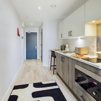 Standard Studio with Courtyard - Image 3