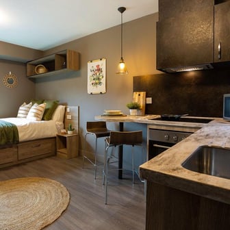 Gold Studio - Image 1