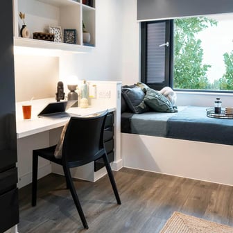 Luxe Ensuite - Image 1