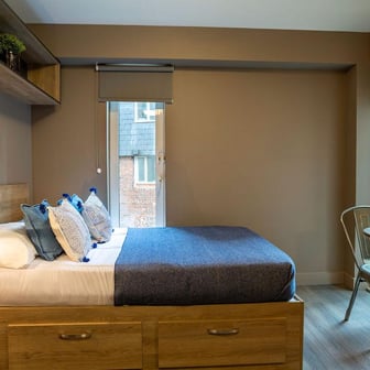 Platinum Studio - Image 1