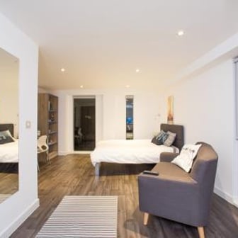 Superior Corner Studio - Image 4