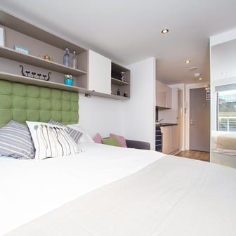 Classic Studio Penthouse - Image 1