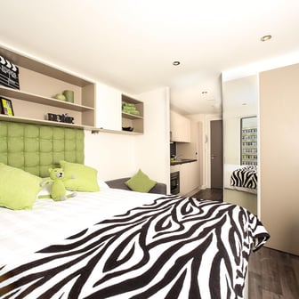 Corner Studio - Image 2