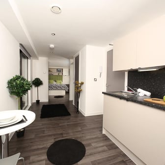 Corner Studio - Image 1