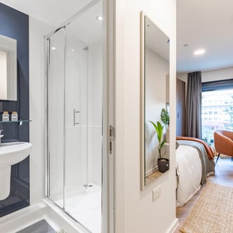 Platinum Ensuite - Image 4