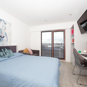 Bronze Plus Studio - Image 1