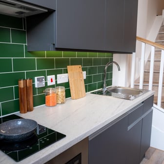 Silver Loft Apartment - Image 4