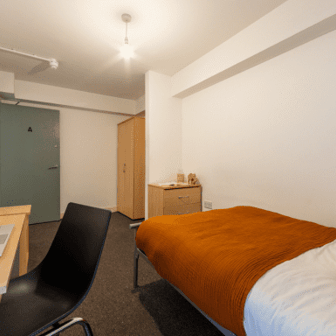 Silver Non Ensuite - Image 2