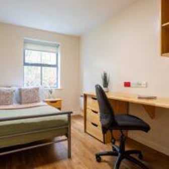 Bronze Non Ensuite - Image 4