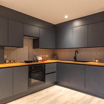 Modern Classic Ensuite - Image 8