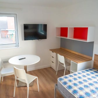 Platinum Studio - Image 1