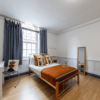 Platinum Non Ensuite - Image 1