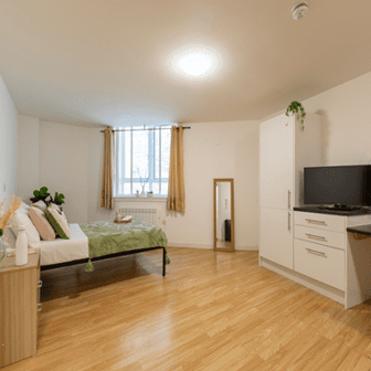 Platinum Studio - Image 2