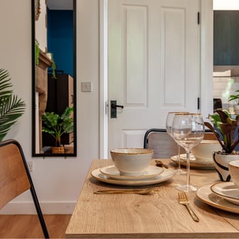 Deluxe Studio - Image 7