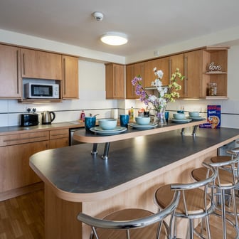 Large Double Ensuite (within a 5 bed flat) - Image 11